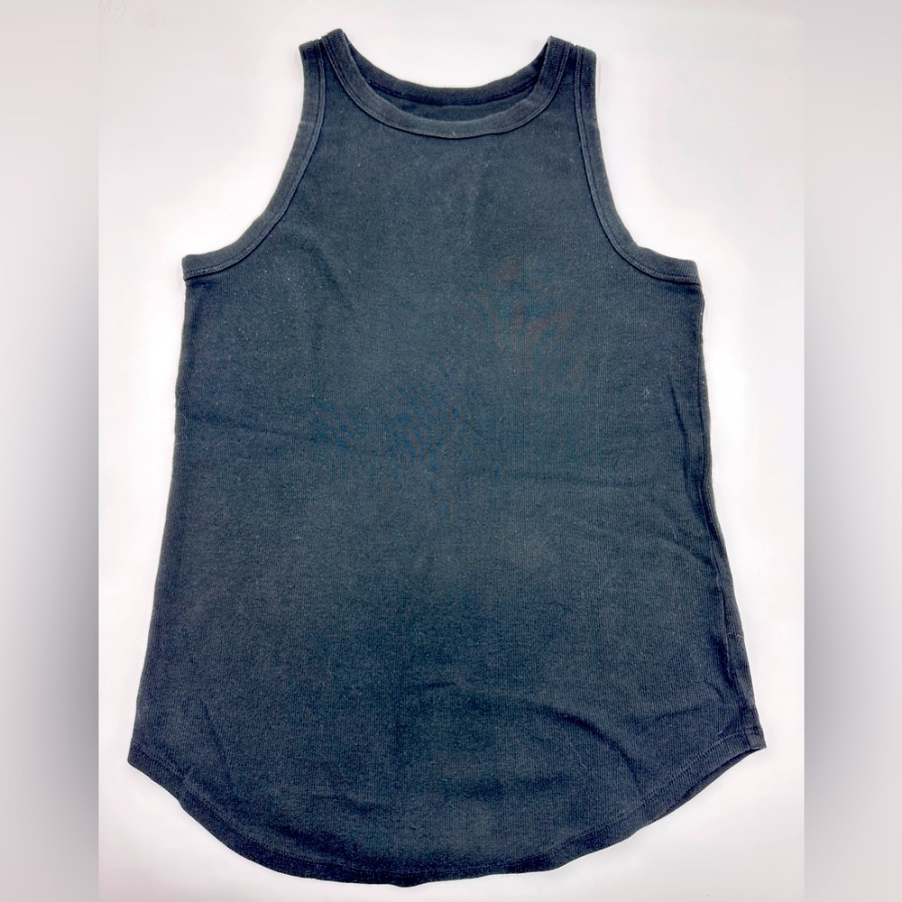 Bundle of 5 pre owned condition tanks size XL & XXL